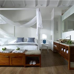 Selection of 3 & 4 bedroom villas with pool near Chania, sleeps 6-8